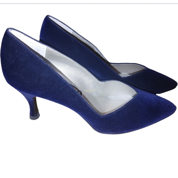 Nina Blue Sueded Pumps - Picture 1 of 7